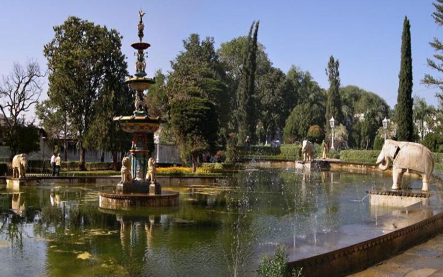 Udaipur Full-Day Private Tour with Boat Ride and Lunch - Authenticity and Value