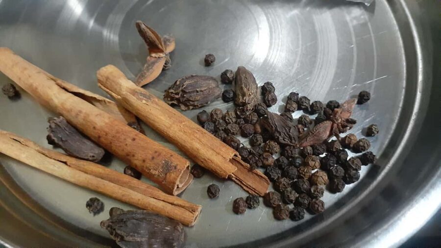 Udaipur: Traditional Cooking Experience at Local Family - Why This Tour Offers Excellent Value