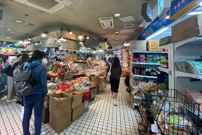 Ueno Walking Tour: Shrines, Markets and Modern Japan - Practical Details & Tips for Your Visit