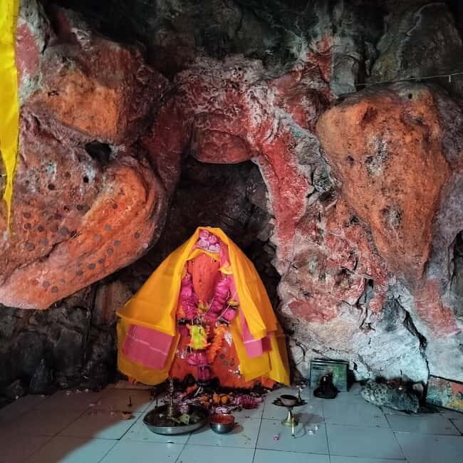 Unforgettable Tour of Rishikesh - A Deep Dive into the Rishikesh Village Walk Tour