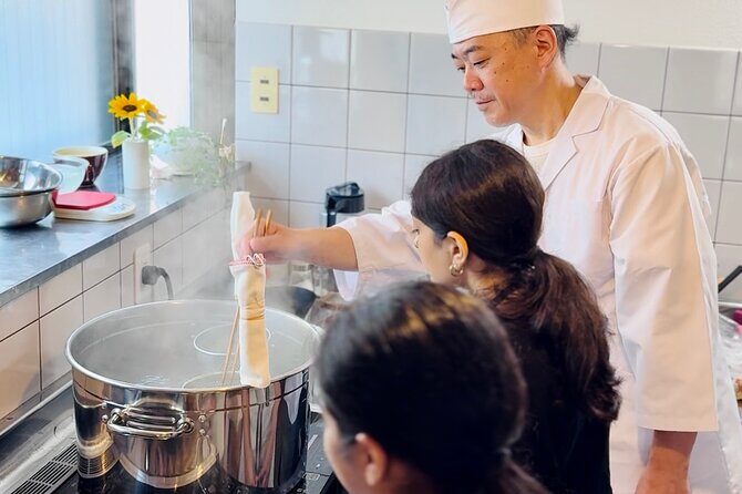 Vegan Ramen & Gyoza Cooking Class in Arashiyama, Kyoto Dashi-Free - Why This Experience Stands Out