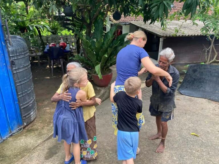 Weligama: Pottery Workshop with Tea and Snacks - Why This Experience Works