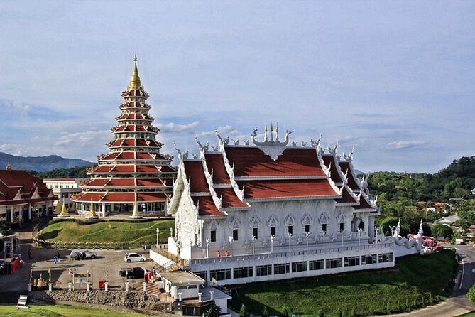 White Temple, Blue and Red Temple Tour from Chiang Rai - Authentic Experience & Practical Details