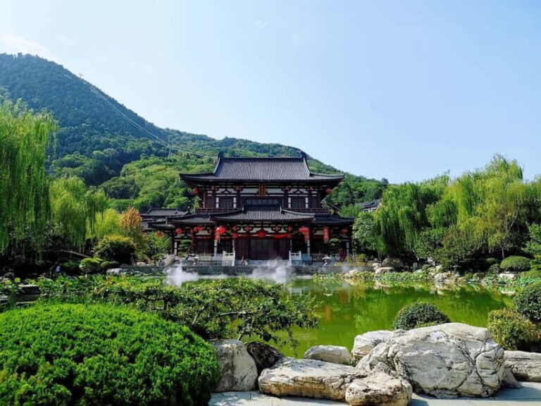 Xi'an: Terracotta Warriors, Huaqing Palace & City Night Tour - Why This Tour Works Well