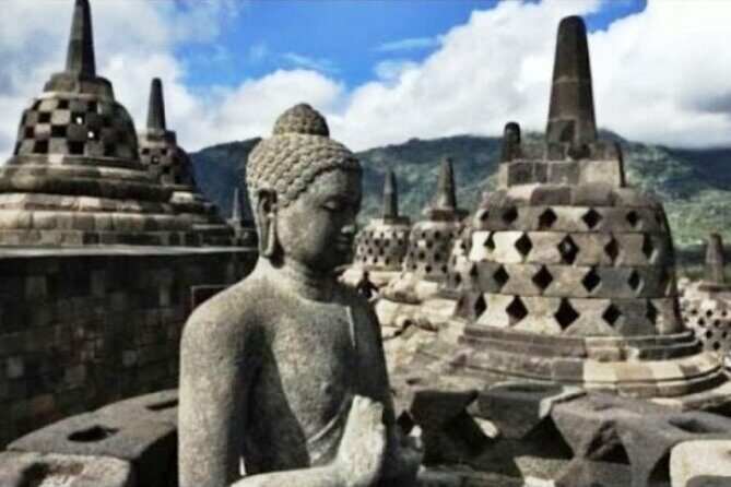 Yogyakarta-Bromo-Ijen Blue Fire-Bali, All Entrances Included. - The Spectacle of Ijen: Blue Fire and Volcanic Wonders
