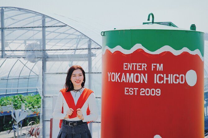 YokaBus Fukuoka Strawberry Picking and Sakura Dyeing Experience - Who Will Love This Tour?
