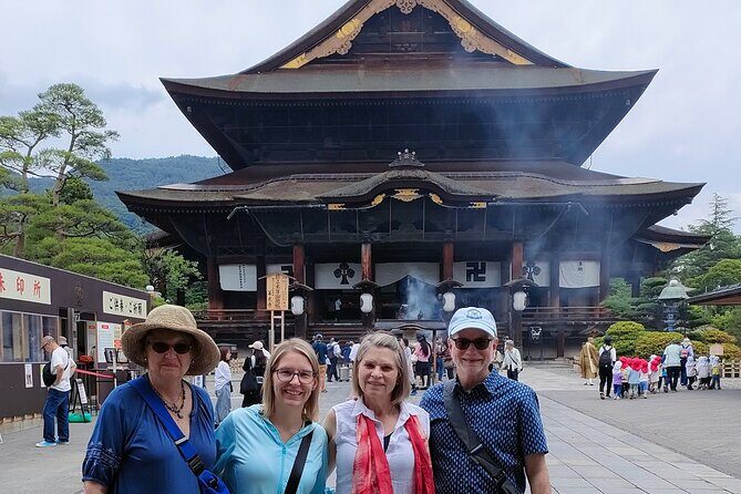 Zenkoji Temple and Sake Tasting Private Tour from Nagano - An In-Depth Review of the Zenkoji Temple and Sake Tasting Tour