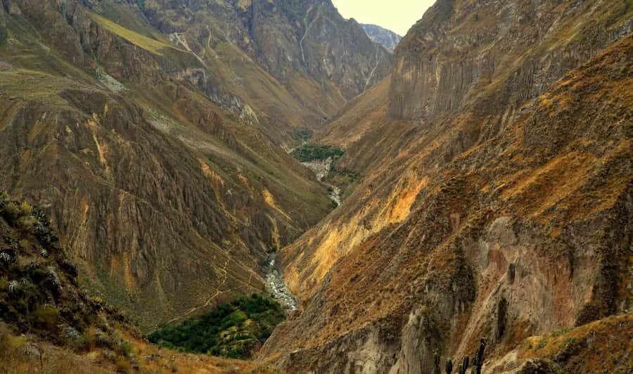 2 day 1 night trek / Colca Canyon - The Experience of Transportation and Group Dynamics