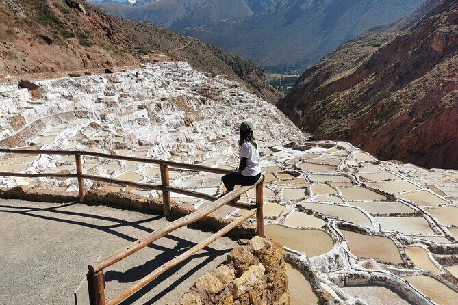 2-Day Chinchero Moray Salt Mines Ollantaytambo and Machupicchu - What Makes This Tour Stand Out?
