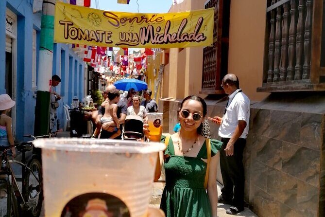 2-Hour Tour of Getsemani Color and Art - A Closer Look at the Getsemani Color and Art Tour