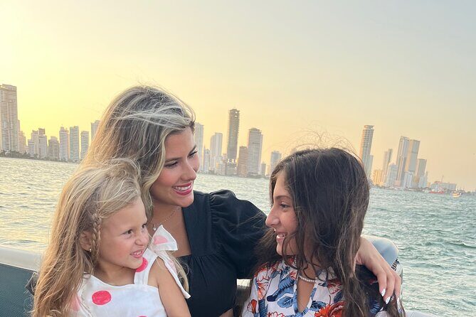 2 hrs Tour in Cartagena Bay with Sunset View - What the Tour Offers and Where It Goes