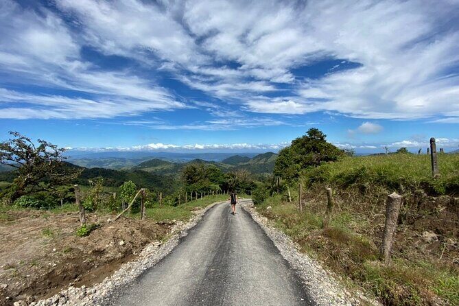 3-in-1 Monteverde Cloud Forest Waterfalls, Wild Trekking and Horseback Riding - Authenticity and Value