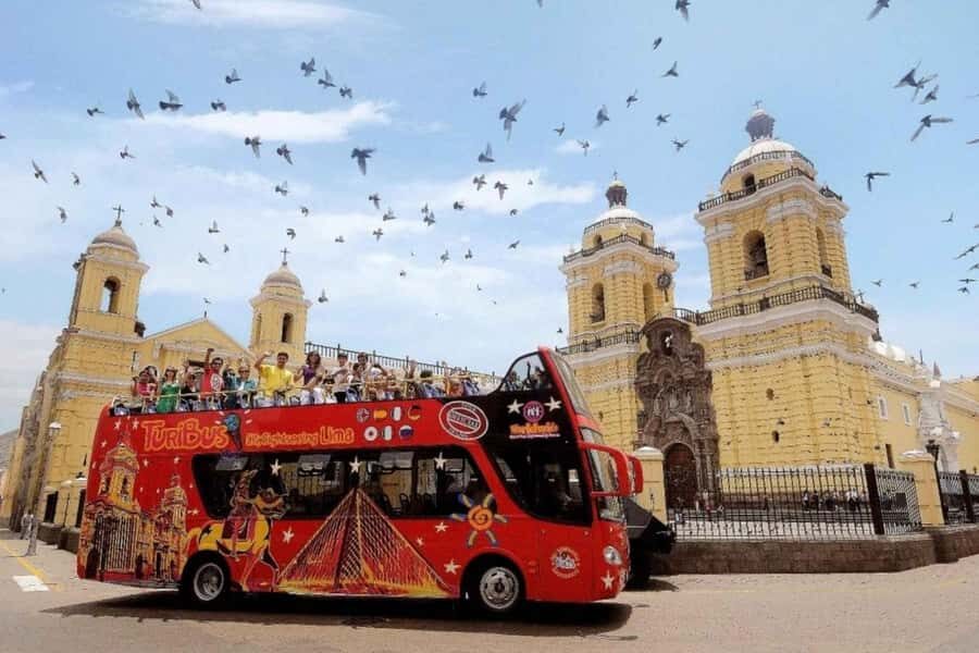 360° Panoramic Bus in Lima : History, Art :: History, Art - The Sum Up