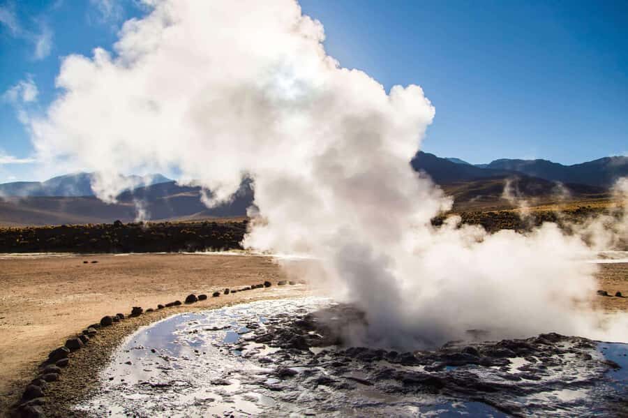 4 TOUR IN ATACAMA IN 3 DAYS - Day 2: Geysers at Sunrise, Lagoon Adventures, and Night Sky