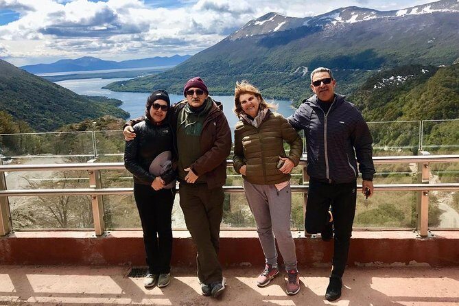 7-Hour Lakes Escondido & Fagnano - USHUAIA (Shared tour) - A Closer Look at the Lakes and Landscape