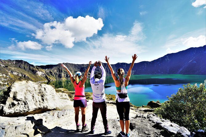 8-Day Ecuador Trekking the Avenue of Volcanoes from Quito - Exploring the Ecuadorian Highlands: An In-Depth Review