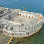 Adventure 5 Rosario Islands with Snorkel and plankton in Cartagena de indias - The Pros and Cons: Balancing the Experience