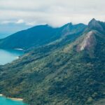 Adventure experience at Peak Sugar Bread by PARATY TOURS - The Arrival at Saco do Mamanguá