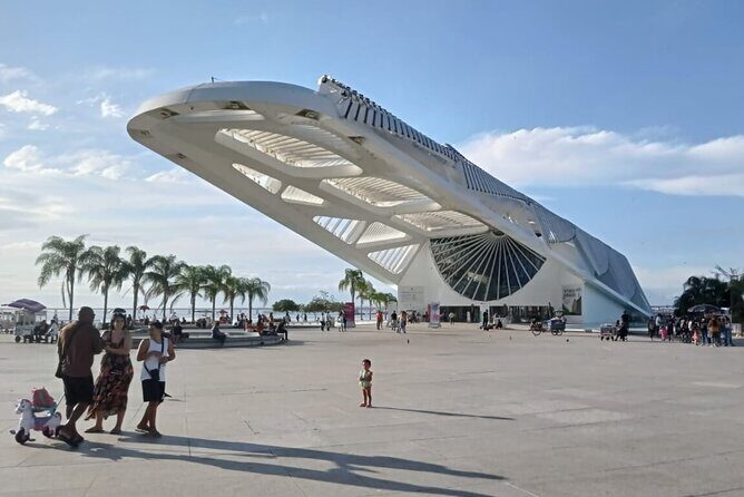 African Heritage and Docks Walking Tour - Detailed Breakdown of the Itinerary