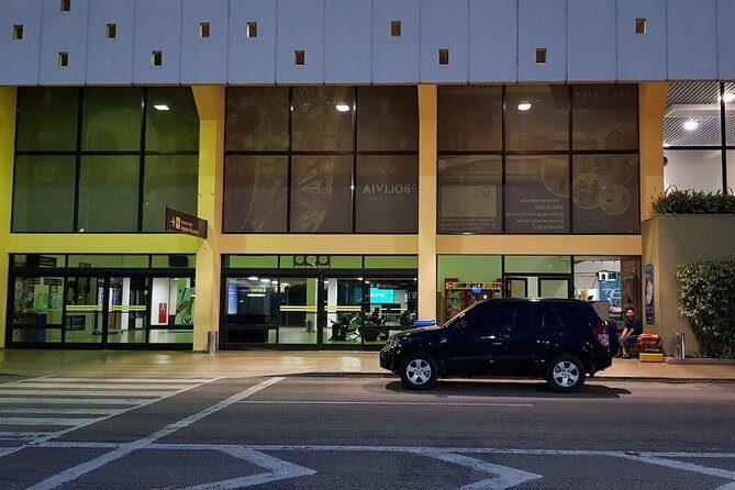 Airport Shuttle Santa Cruz - Who Should Consider This Shuttle?