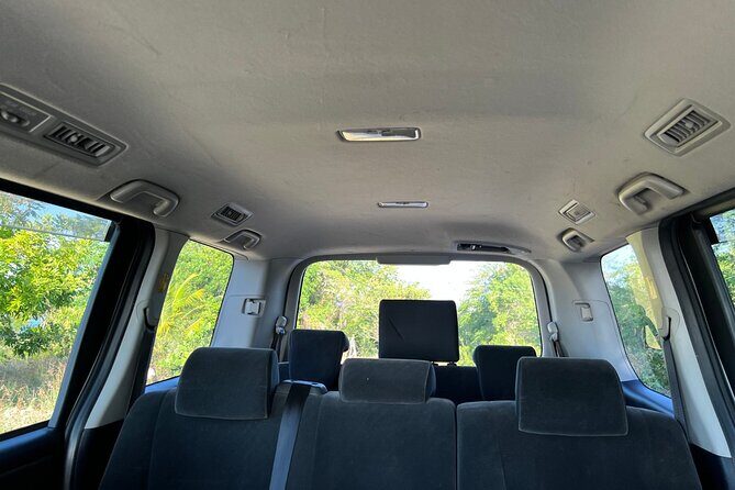 Airport Transfer To Kingston, Ocho Rios, Montego Bay & Negril - The Vehicle and Amenities