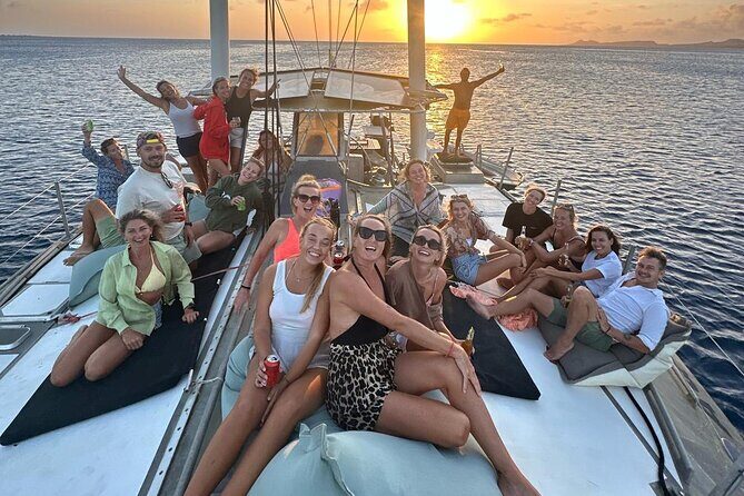 Aquaspace Morning Sail and Snorkel Tour on Bonaire with Lunch