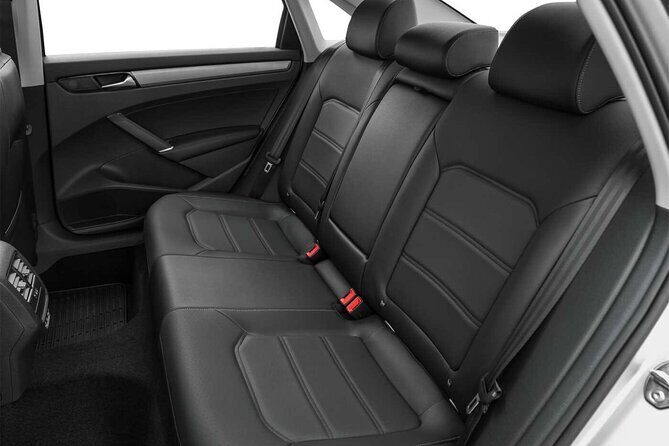 Arrival by Sedan from Buenos Aires Airport AEP to Buenos Aires - Who Should Consider This Service?