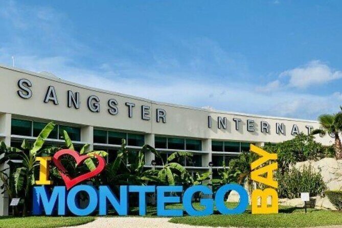 Arrive & Thrive: VIP Roundtrip Airport Transfer In Montego Bay - Who Will Love This Transfer?