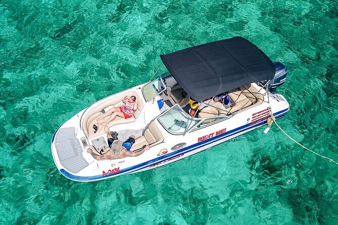 Aruba Private Boat Tour with Snorkeling - The Sum Up