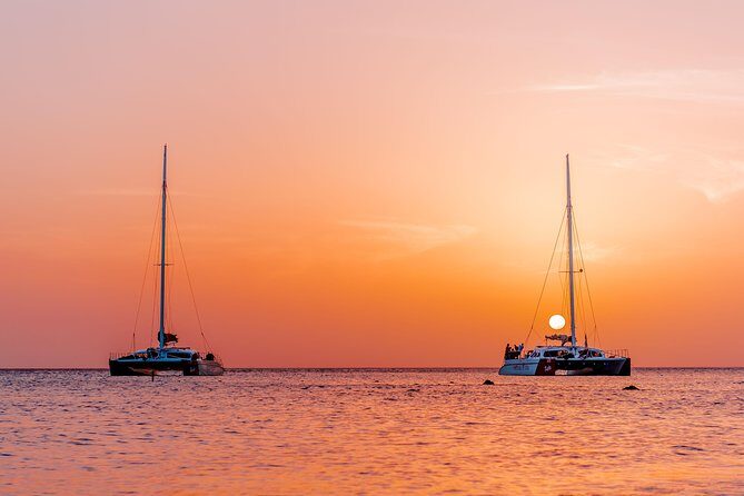 Aruba Sunset Sail with Appetizers and Open Bar - What Sets This Tour Apart