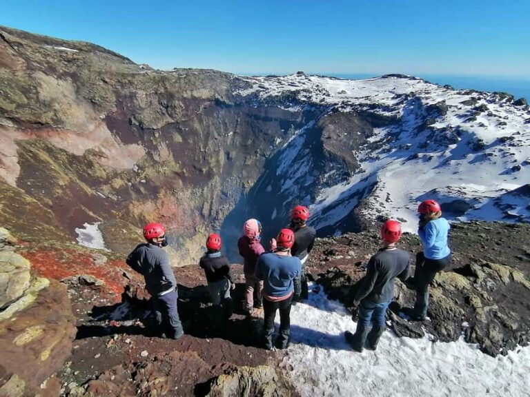 Ascent to Villarrica volcano 2,847masl, from Pucón - What the Reviews Say