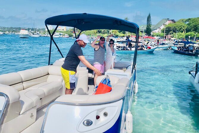 Bahia Tour, visit to the aquarium, bathing stops in San Andres. - Practical Details and What They Mean