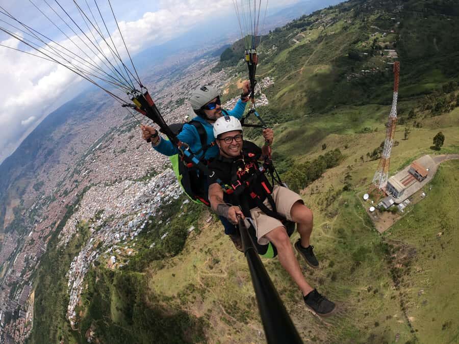 Bello: Paragliding in Medellín - Who Should Consider This Experience