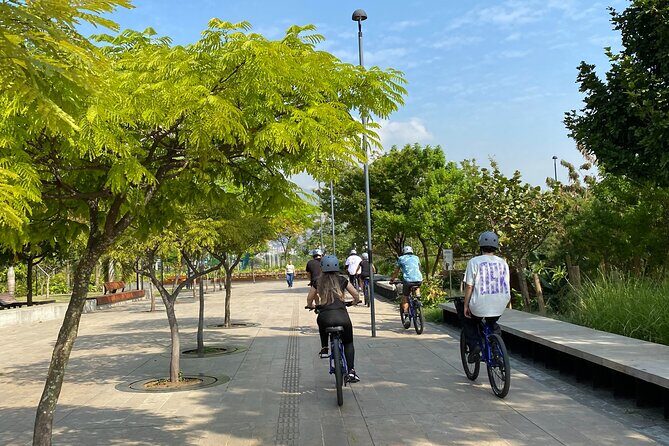 Bike City Tour Medellin With Snack and Organic Coffee - The Final Word