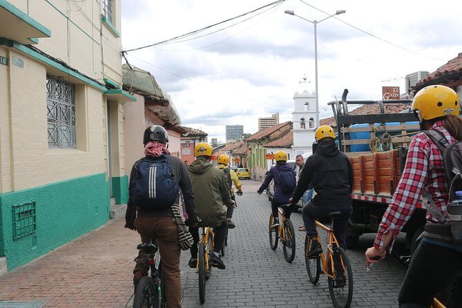 Bike Tour in La Candelaria Bogotá - What the Tour Includes and What to Consider