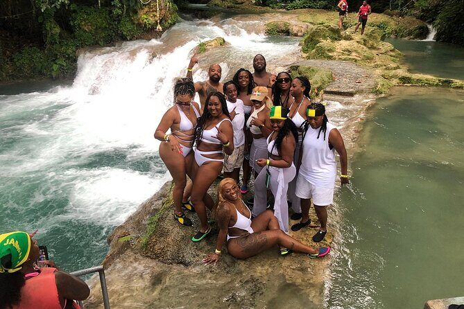 Blue Hole & Secret Falls PRIVATE Tour * {With Entry Fee } - Who Should Consider This Tour?