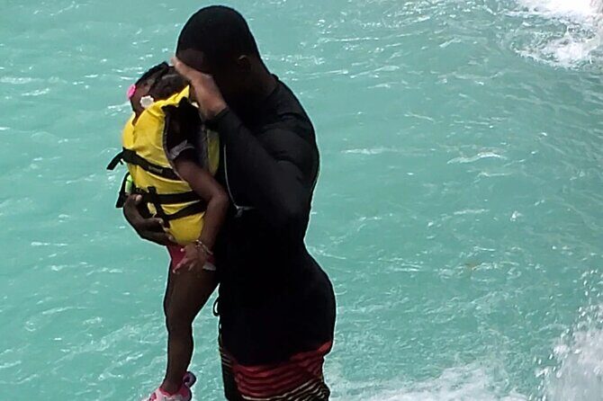 Bluehole & Secret Falls with shopping, admissions and pickup. - Why This Tour Works Well for Travelers