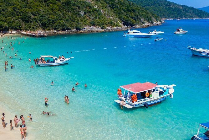 Boat Tour in Arraial do Cabo from Buzios with Lunch - Practical Considerations for Travelers