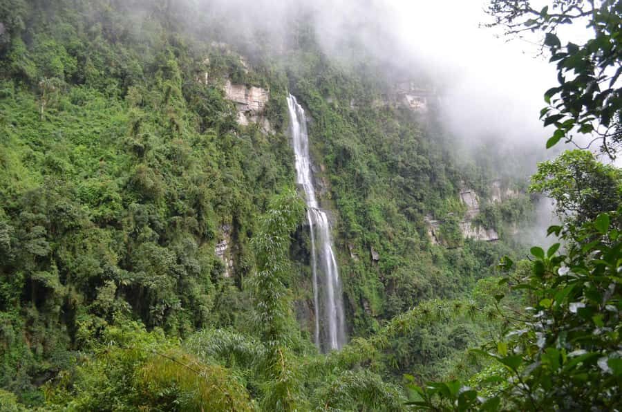 Bogota: Hike to La Chorrera Waterfall, El Chiflón and Guadalupe Hill - Exploring the Tour in Detail