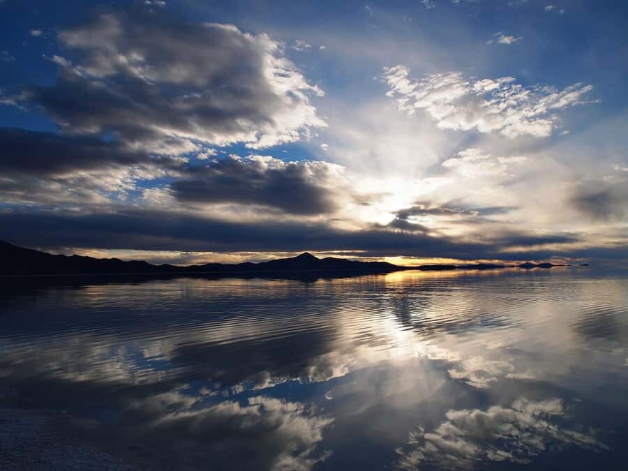 Bolivia: starlights and sunrise in Uyuni salt flat - An In-Depth Look at the Experience