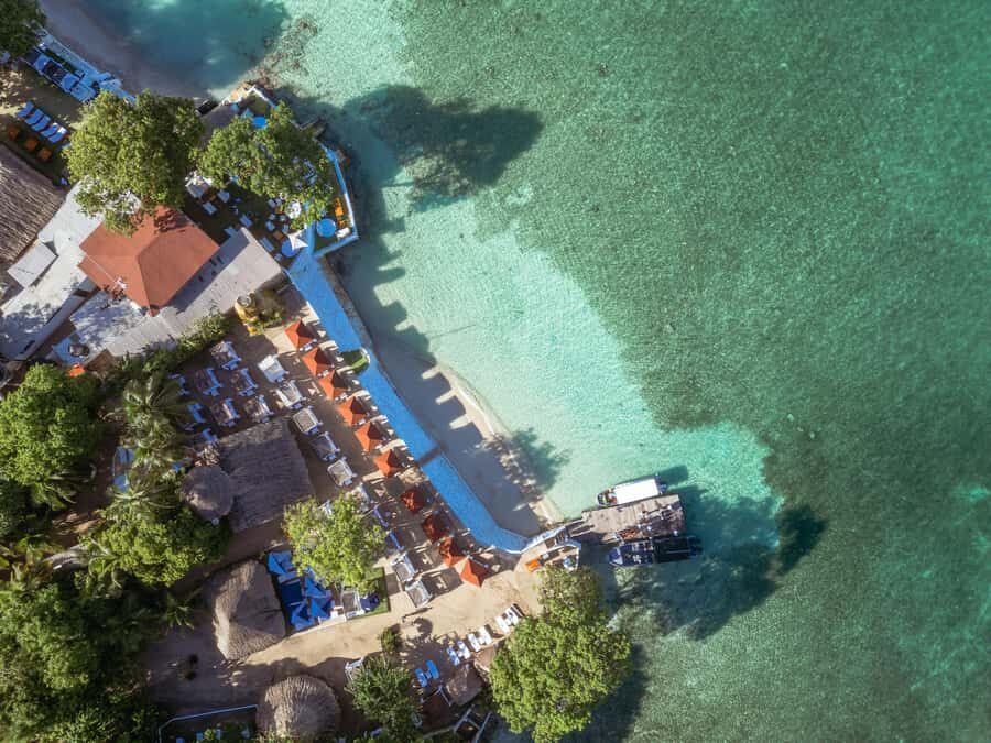 BORA BORA AREA CLUB - In-Depth Look at the Bora Bora Beach Club Tour