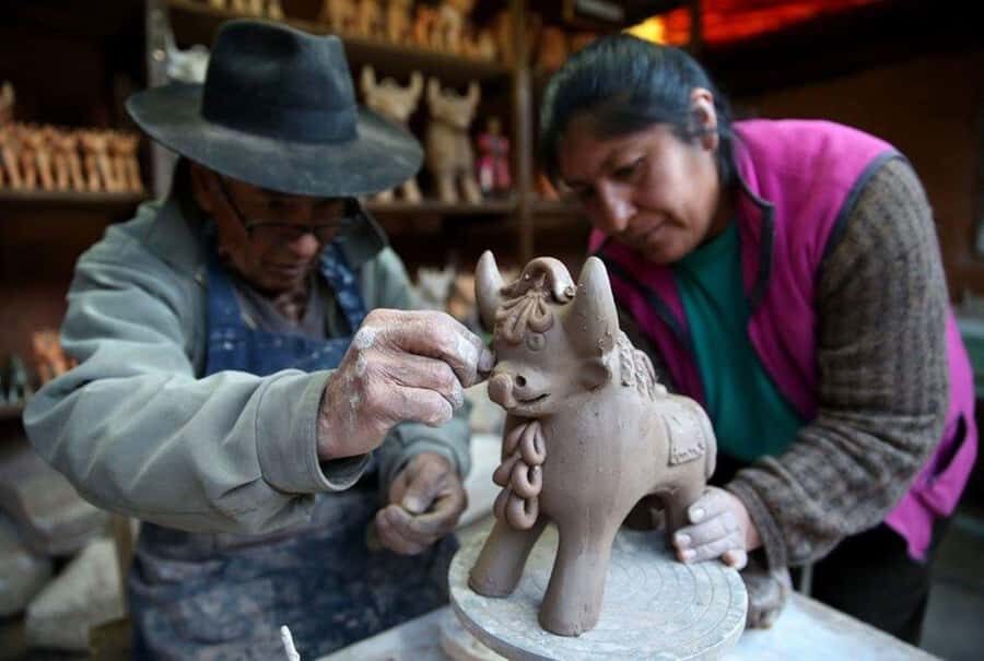 Bring Tradition to Life! Paint your Pucará Bull in Cusco - An In-Depth Look at the Pucará Bull Painting Experience in Cusco