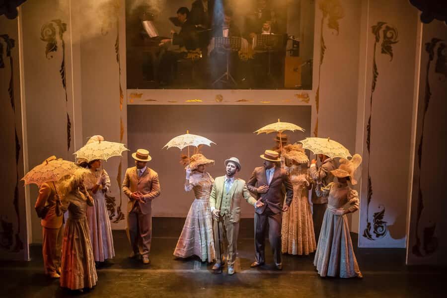 Buenos Aires: Café de Los Angelitos Tango Show & Dinner - The Experience in Detail