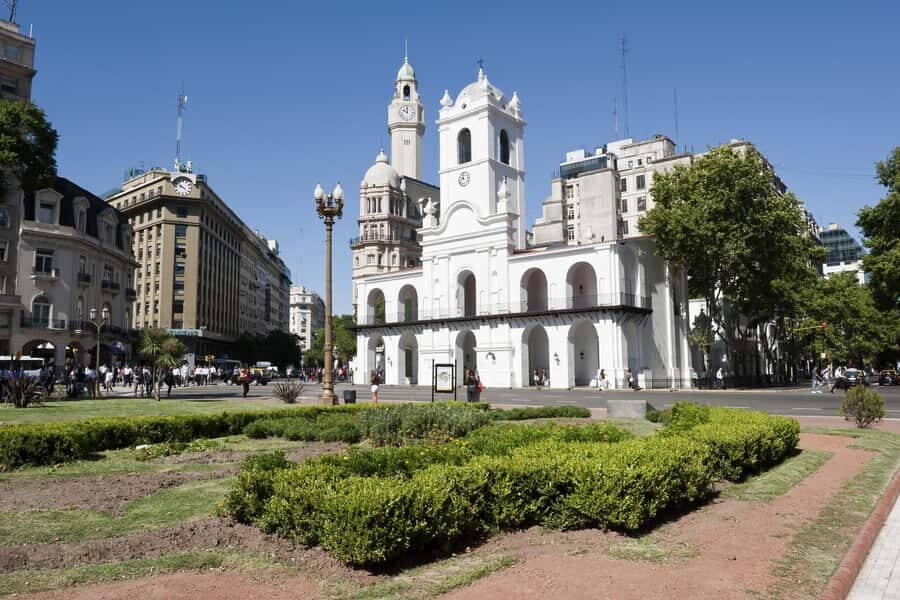 Buenos Aires: Old Town Walking Tour with Cruise Tickets - Exploring the Details of the Buenos Aires Old Town & Río de la Plata Cruise