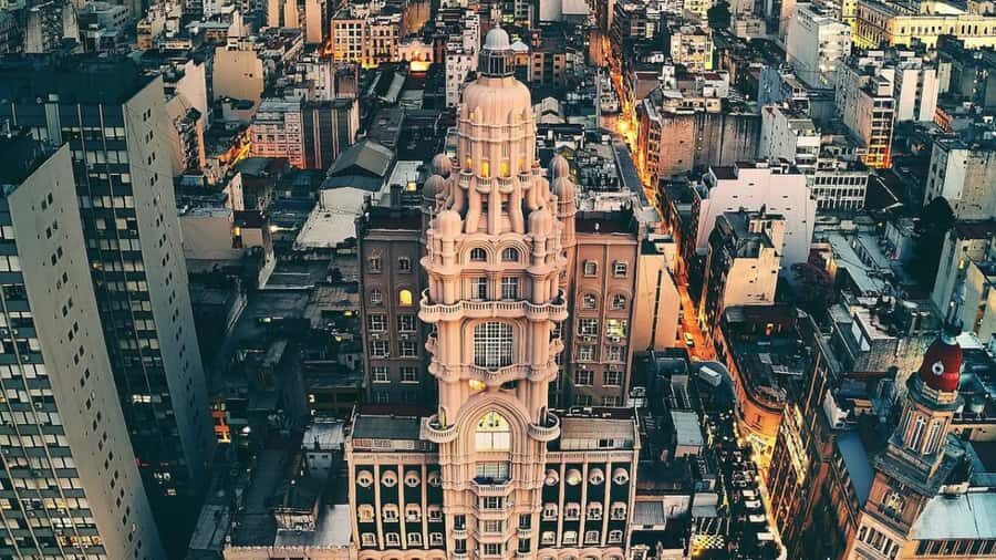 Buenos Aires: Palacio Barolo Guided Night Tour with Wine - Guided Tour and Its Value