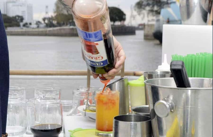 Buenos Aires: Sunset in the Rio de la Plata + Open bar - An In-Depth Look at the Buenos Aires Sunset Cruise
