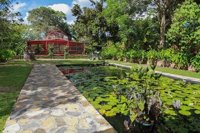 Caguas Cultural Day Trip from San Juan Including Botanical Garden and Lunch