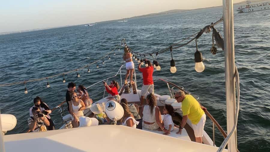 Cartagena: 4-course Culinary Experience aboard a catamaran - Authentic Insights from Reviews