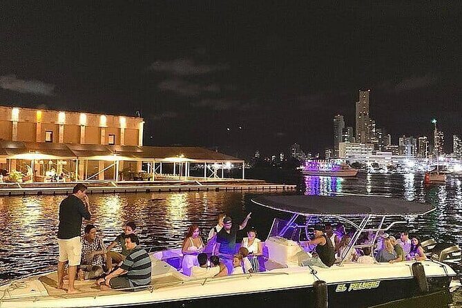 Cartagena Bay tour with open bar included. - A Bright, Lively Perspective on the Cartagena Bay Tour
