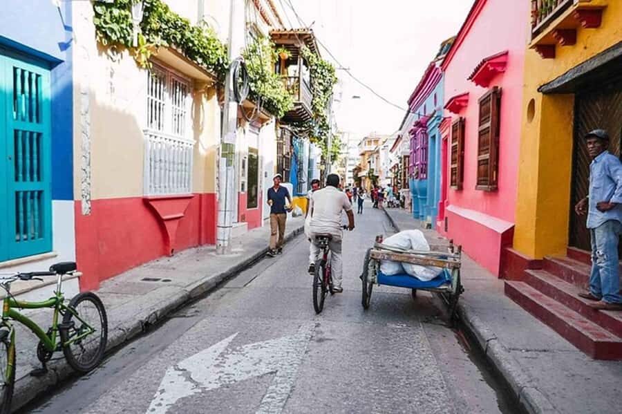Cartagena: Bike rental 1 hour to 24 hours old city - Who is this experience best suited for?